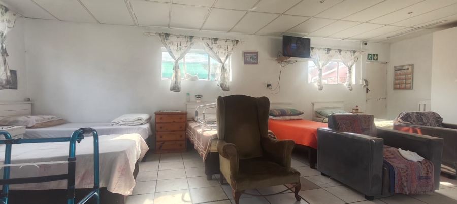 9 Bedroom Property for Sale in Bramhope Eastern Cape
